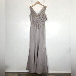 Belsoie Satin Mermaid Gown Size 8 Blush Cream Prom Weeding Guest Waist Open Back